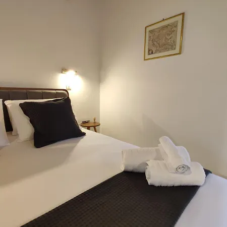 Repose Olive Grove Apartment